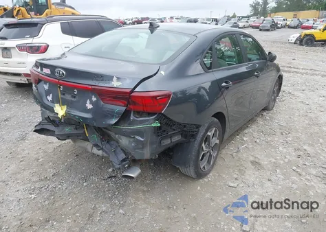 2021 Kia Forte Lxs из США, поврежденный, VIN 3KPF24AD0ME279637